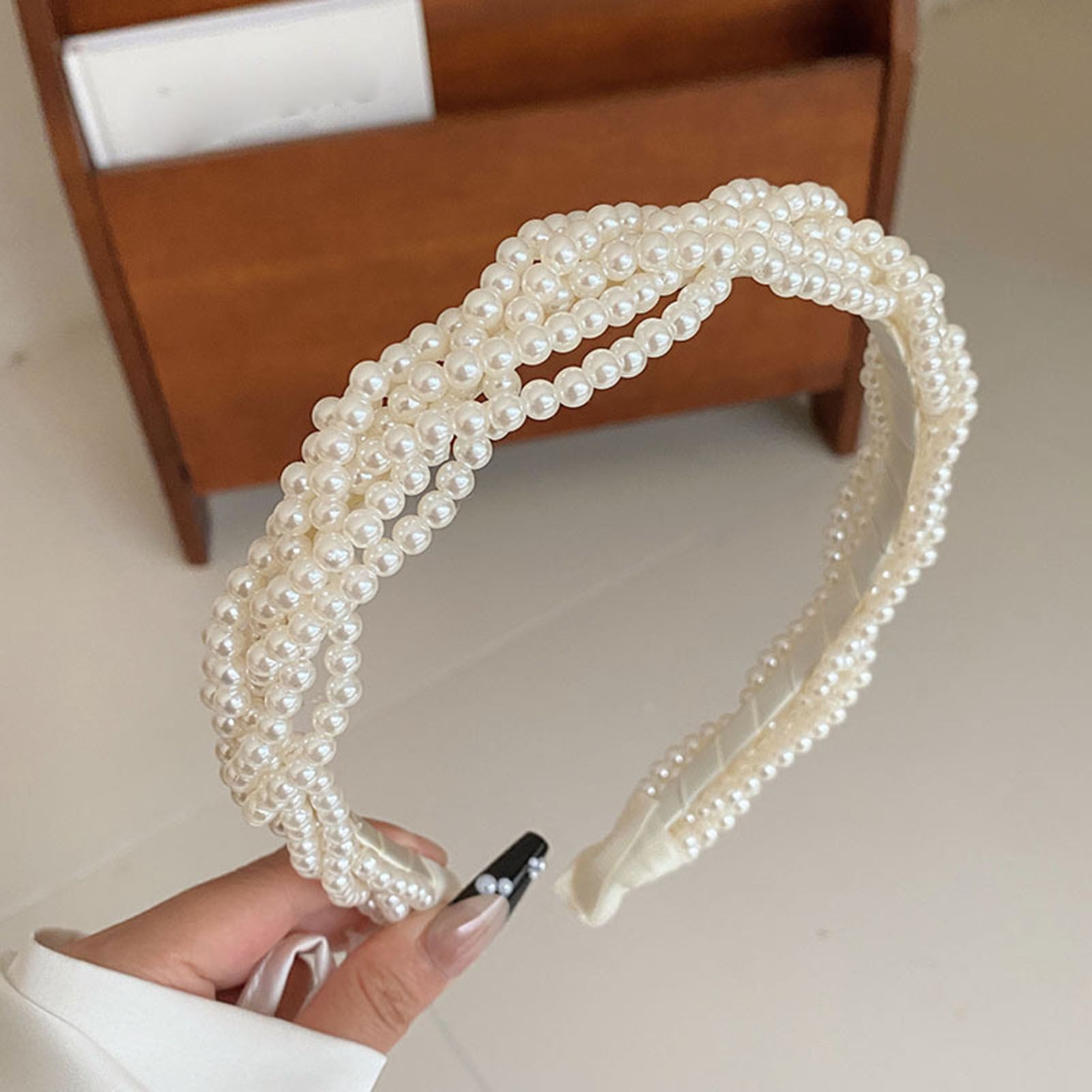Elegant Pearl Headband for Wom - огляд і ціна Wedding Supply Store