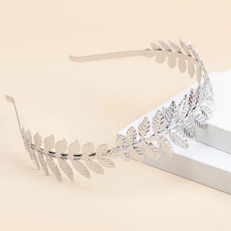 Baroque Golden Metal Leaf Head - огляд і ціна Wedding Supply Store