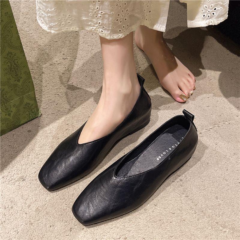 Fashion Shoes Women's Loafers  - огляд і ціна Wedding Shop