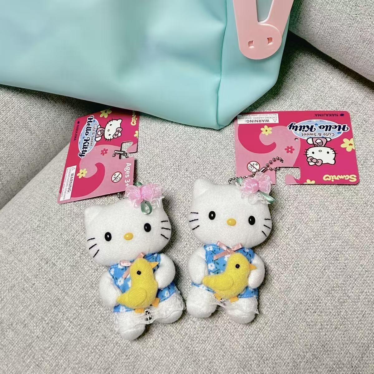 Hello Kitty Hug Duck Floral Dr - огляд і ціна Good Floral & Wedding Decor Supply