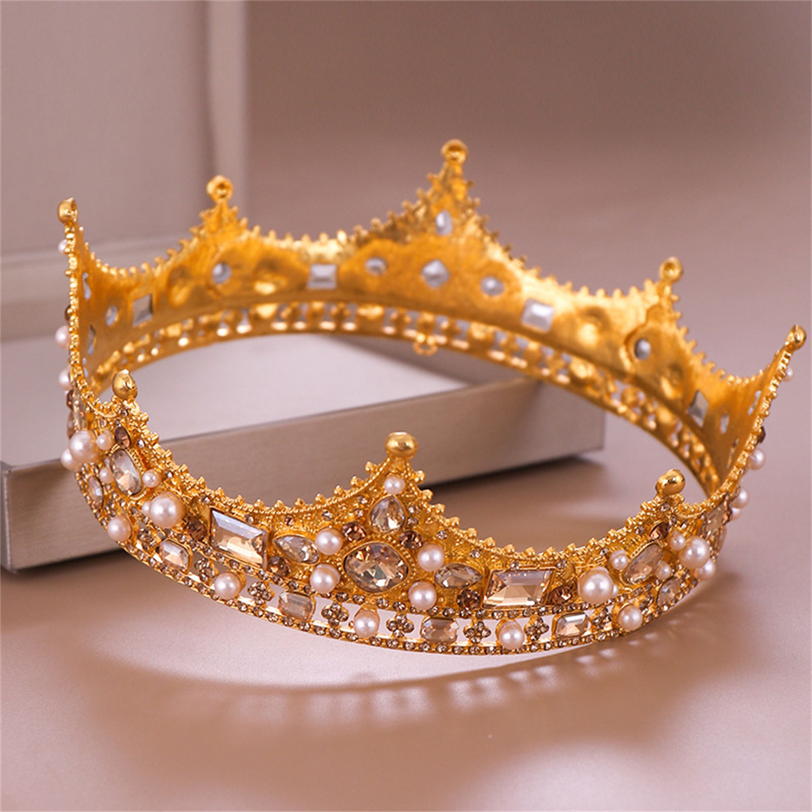 Bridal Crown Rhinestone Tiara  - огляд і ціна Wedding Supply Decor
